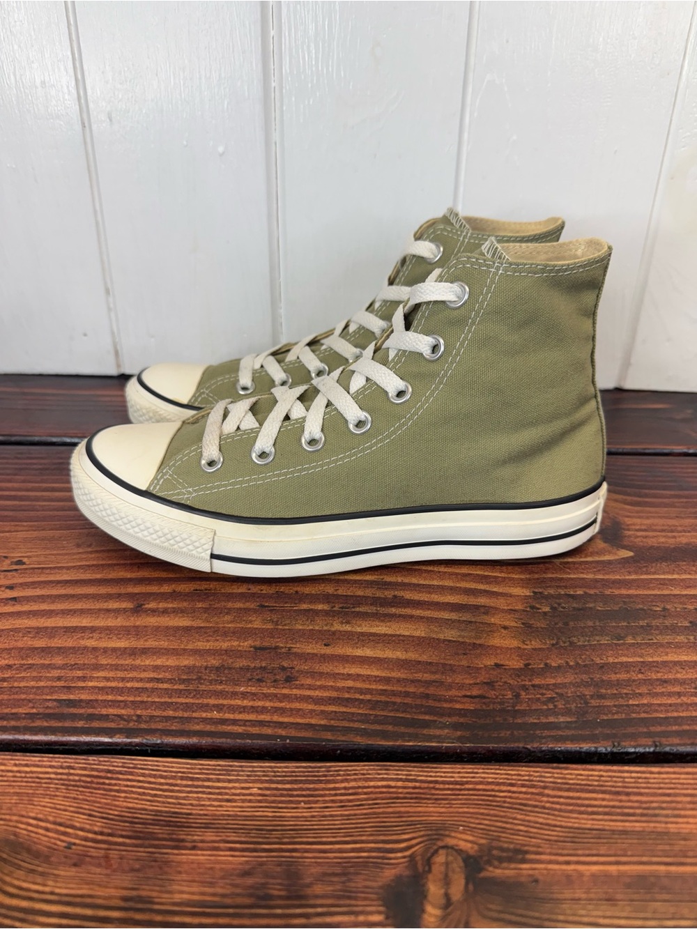 Converse Chuck Taylor All Star High Top Olive Green Sneakers Women’s 8 Men’s 6